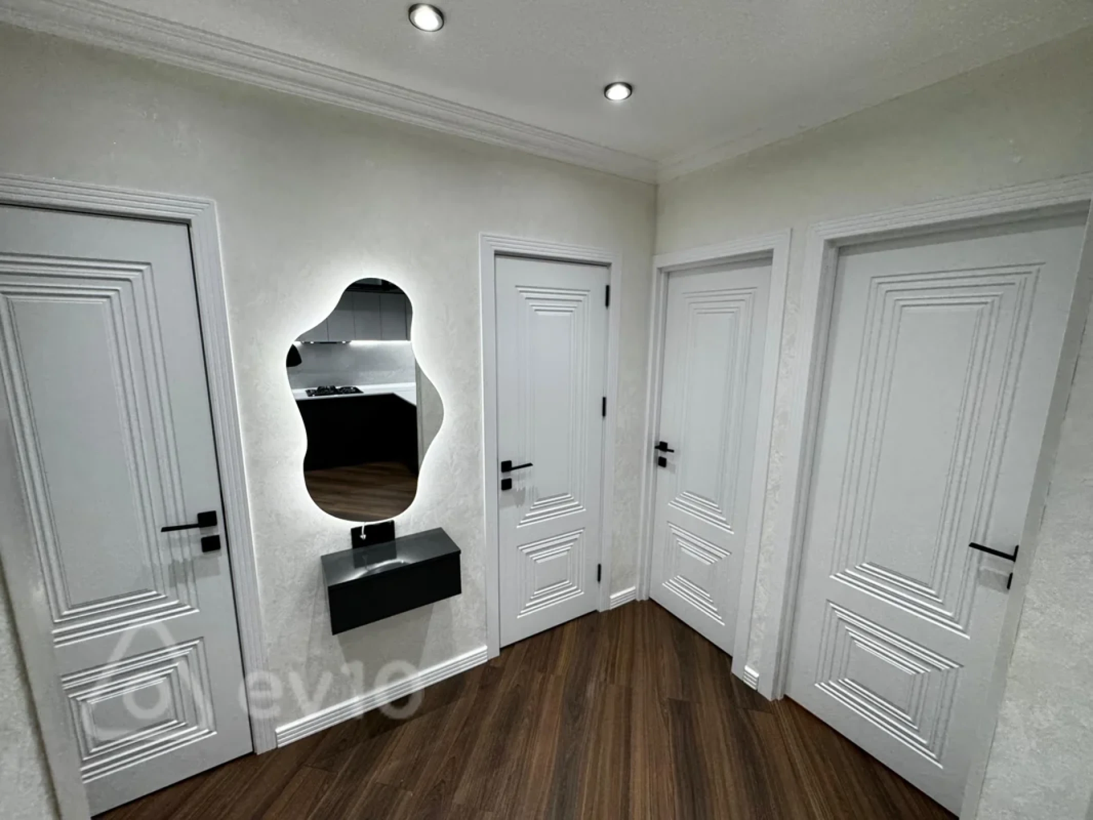 Satılır 2 otaqlı köhnə tikili 65 m²