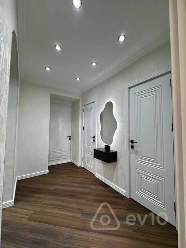 Satılır 2 otaqlı köhnə tikili 65 m²