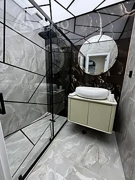 Satılır 2 otaqlı köhnə tikili 65 m²