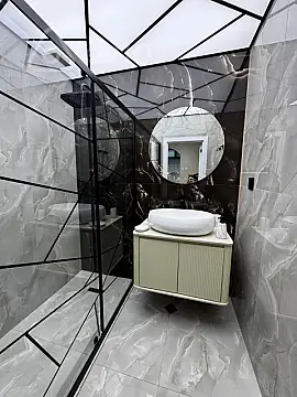 Satılır 2 otaqlı köhnə tikili 65 m²