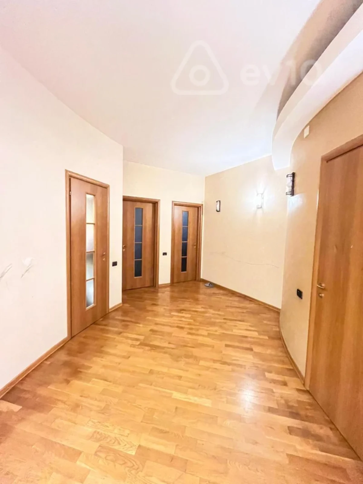 Satılır 3 otaqlı yeni tikili 185 m²