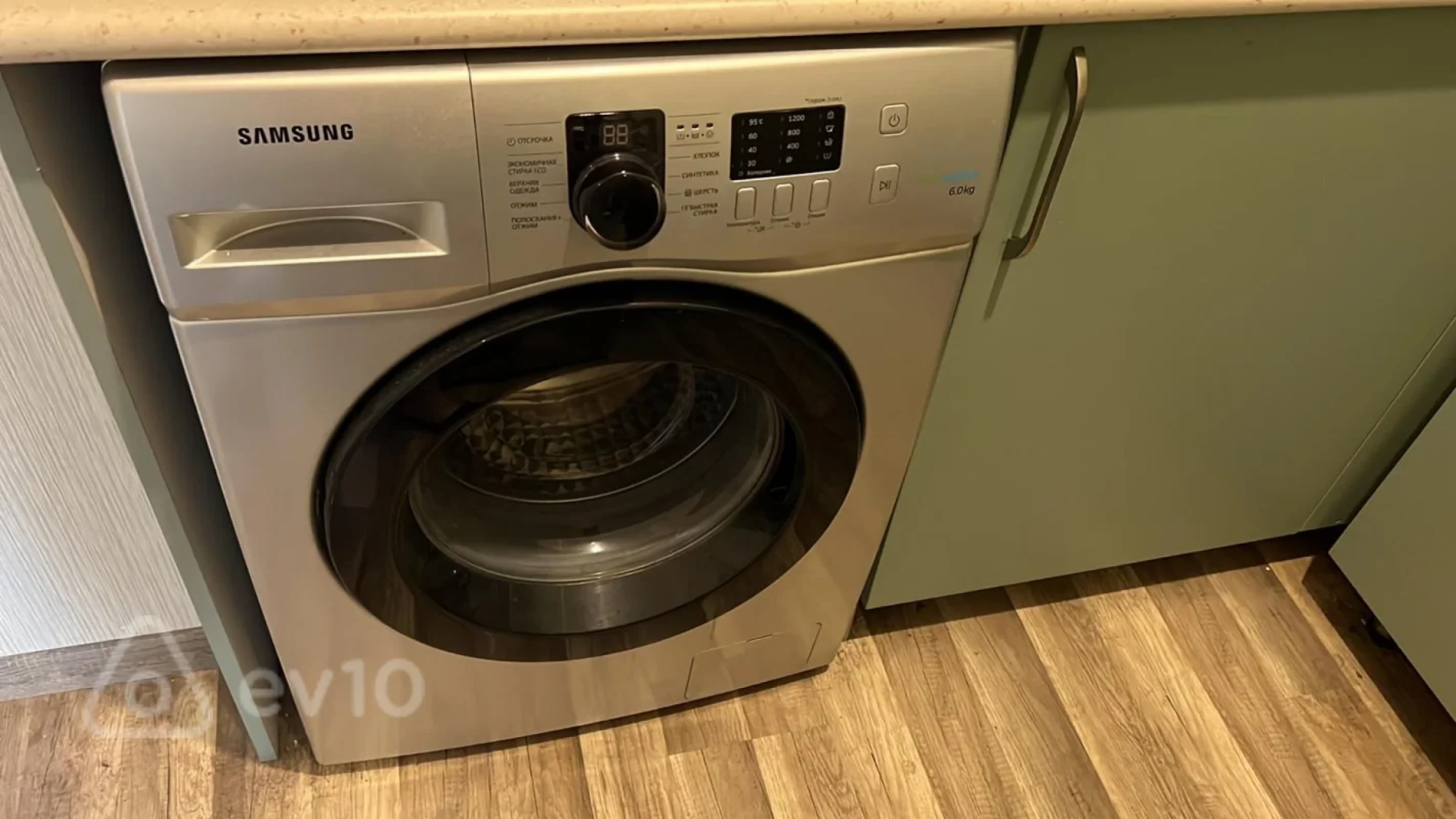 Kirayə verilir 2 otaqlı yeni tikili 55 m²