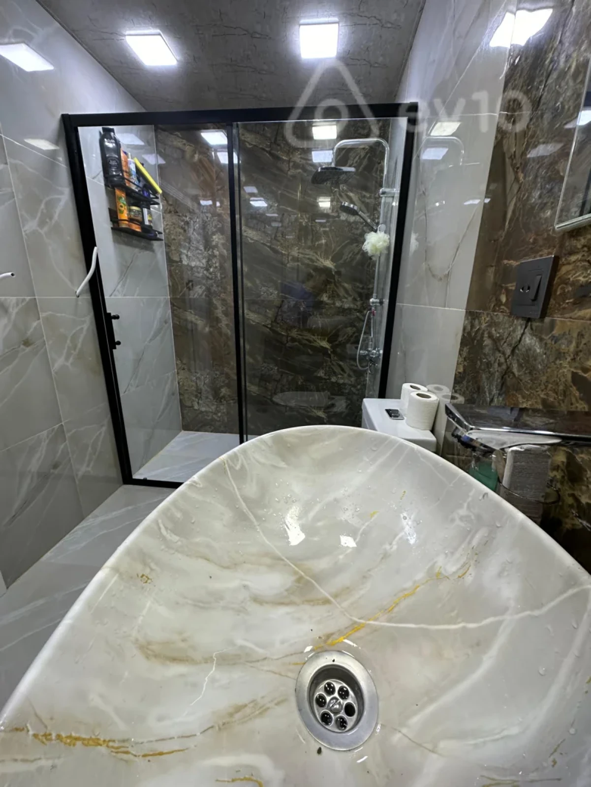 Satılır 2 otaqlı yeni tikili 72 m²