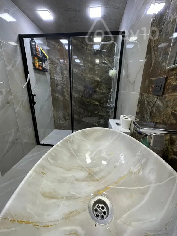 Satılır 2 otaqlı yeni tikili 72 m²