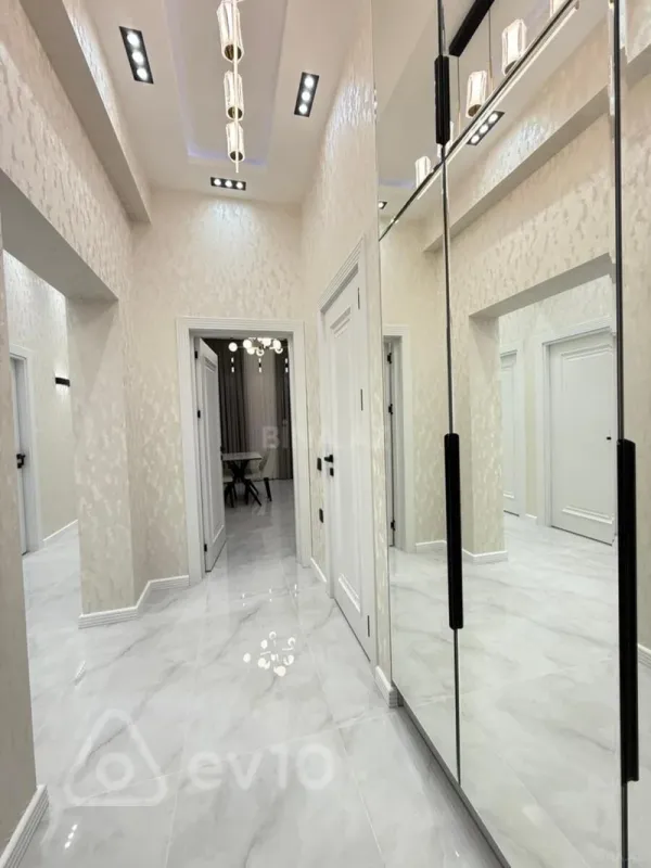 Kirayə verilir 3 otaqlı yeni tikili 120 m²