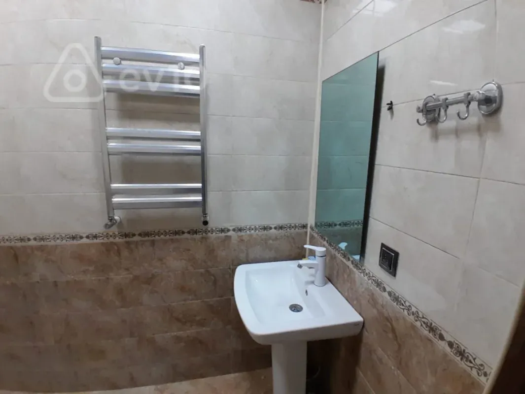 Kirayə verilir 1 otaqlı yeni tikili 45 m²