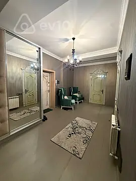 Kirayə verilir 2 otaqlı yeni tikili 95 m²