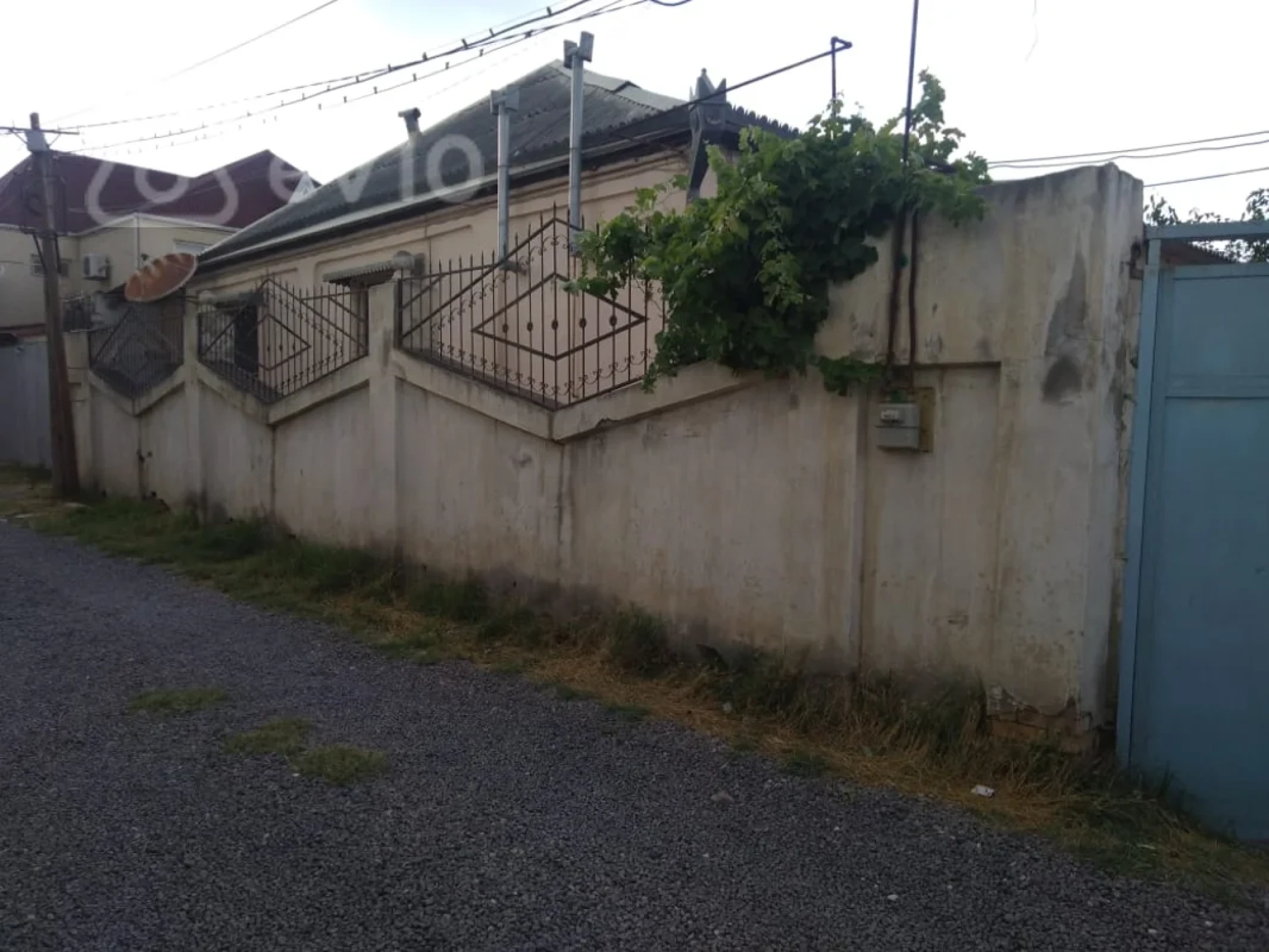 Satılır 4 otaqlı həyət evi 100 m²