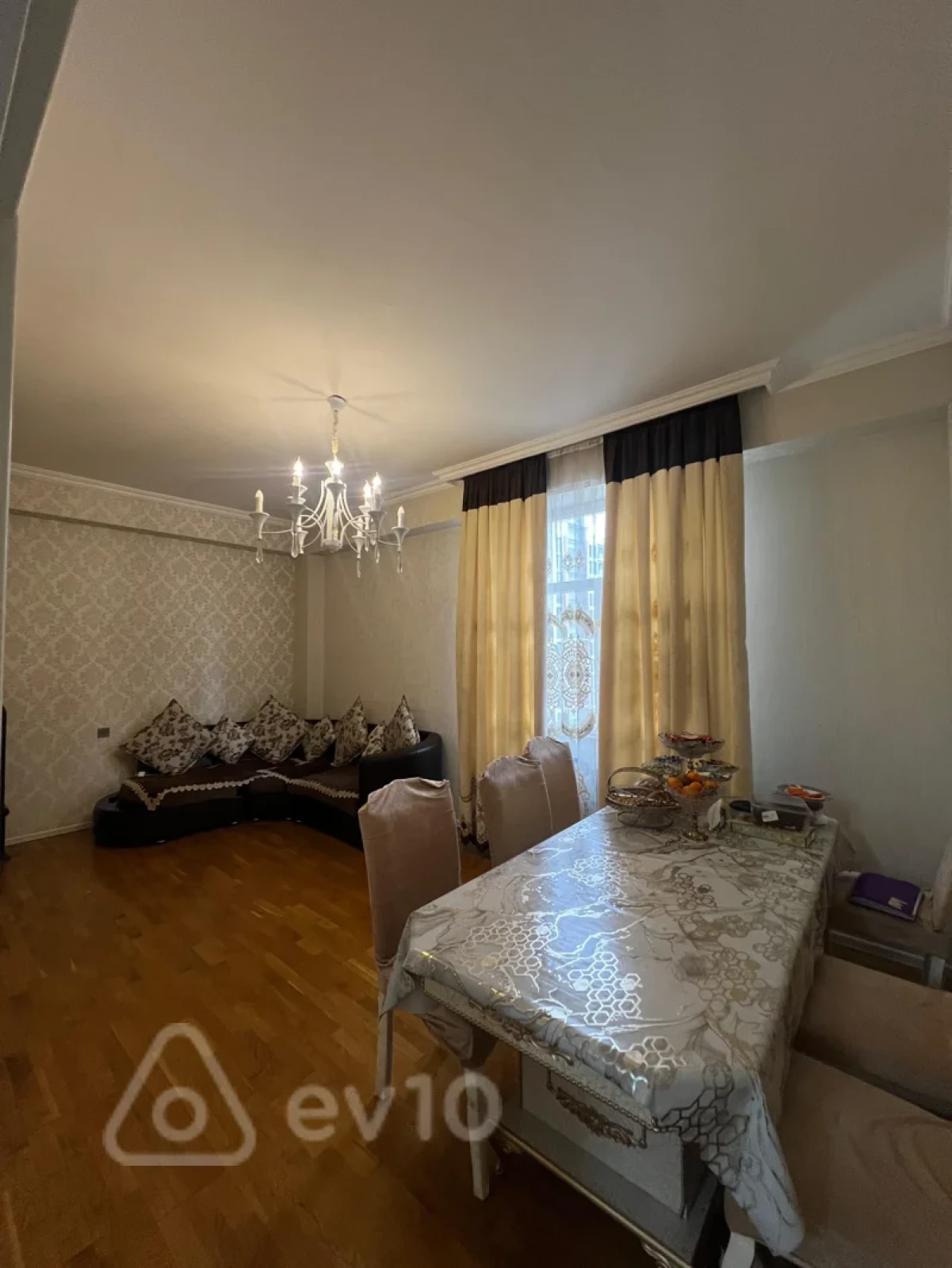 Satılır 2 otaqlı yeni tikili 63 m²