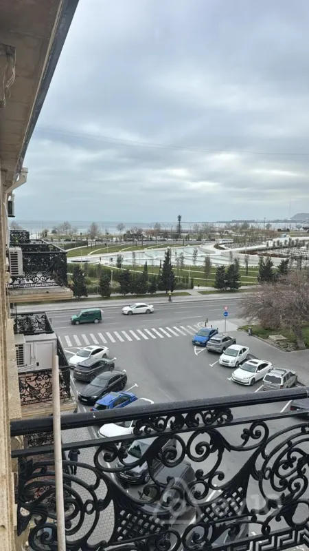 Kirayə verilir 2 otaqlı köhnə tikili 55 m²