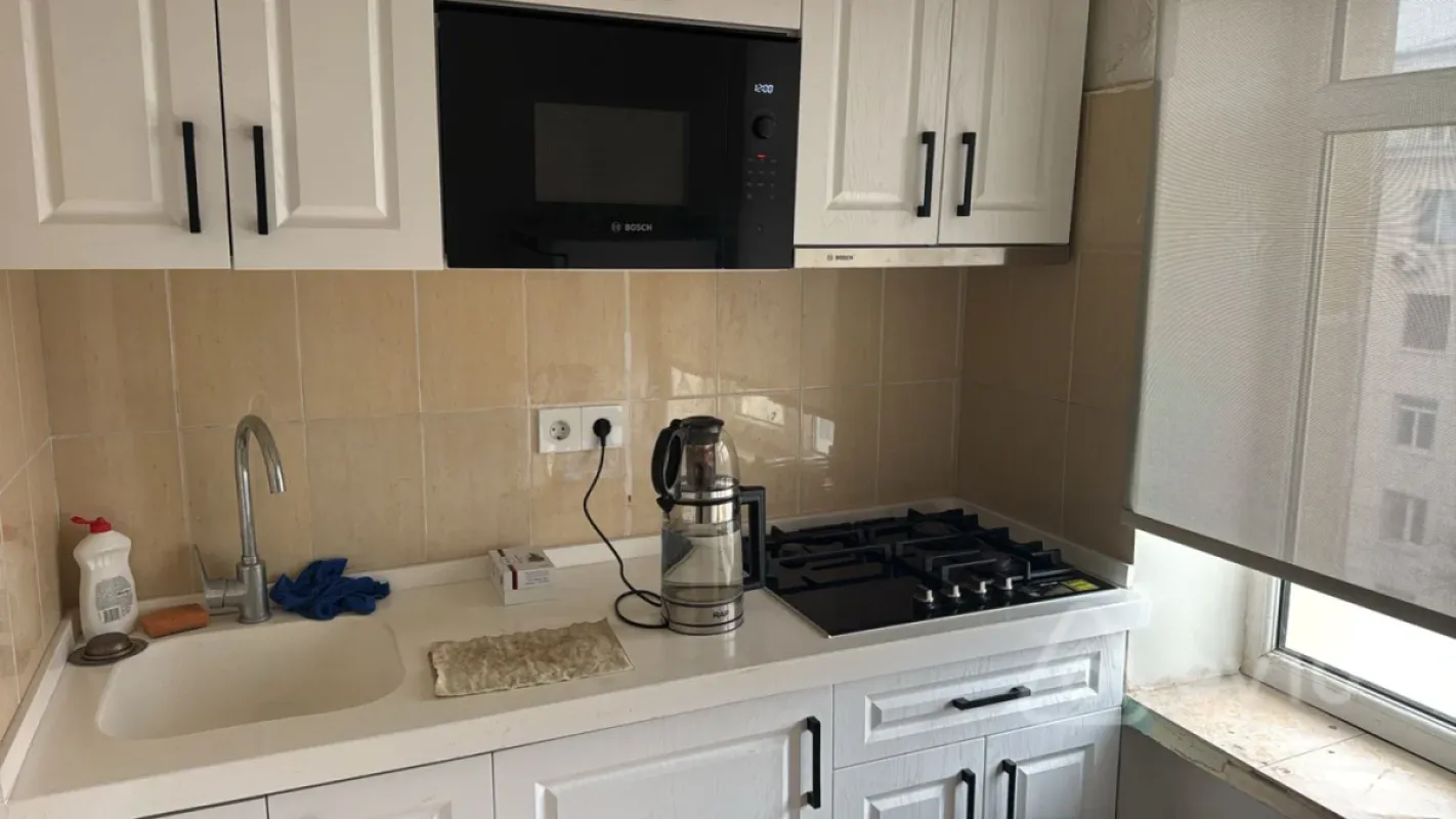 Kirayə verilir 2 otaqlı köhnə tikili 55 m²