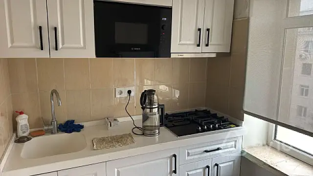 Kirayə verilir 2 otaqlı köhnə tikili 55 m²