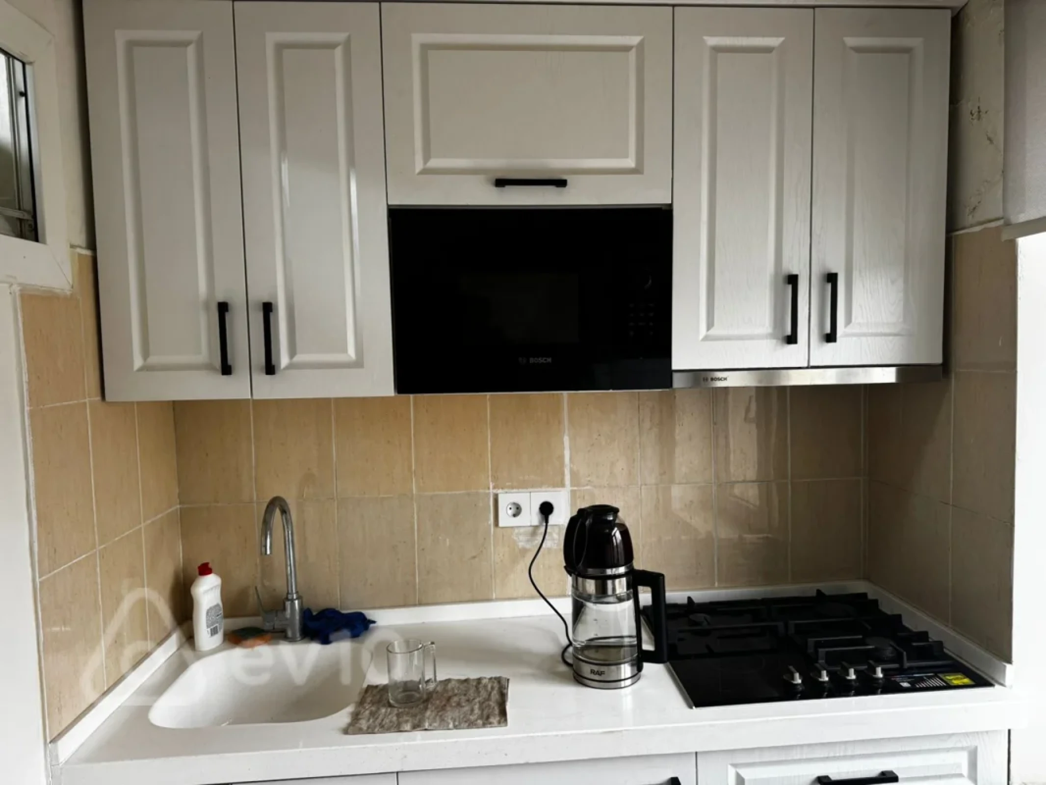 Kirayə verilir 2 otaqlı köhnə tikili 55 m²