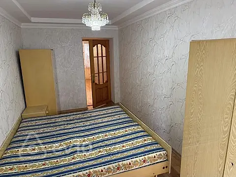 Kirayə verilir 3 otaqlı köhnə tikili 66 m²
