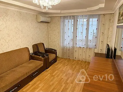 Kirayə verilir 3 otaqlı köhnə tikili 66 m² — Bakı, Yasamal 3 otaq 66.00 m²