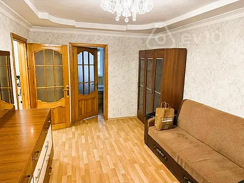 Kirayə verilir 3 otaqlı köhnə tikili 66 m²