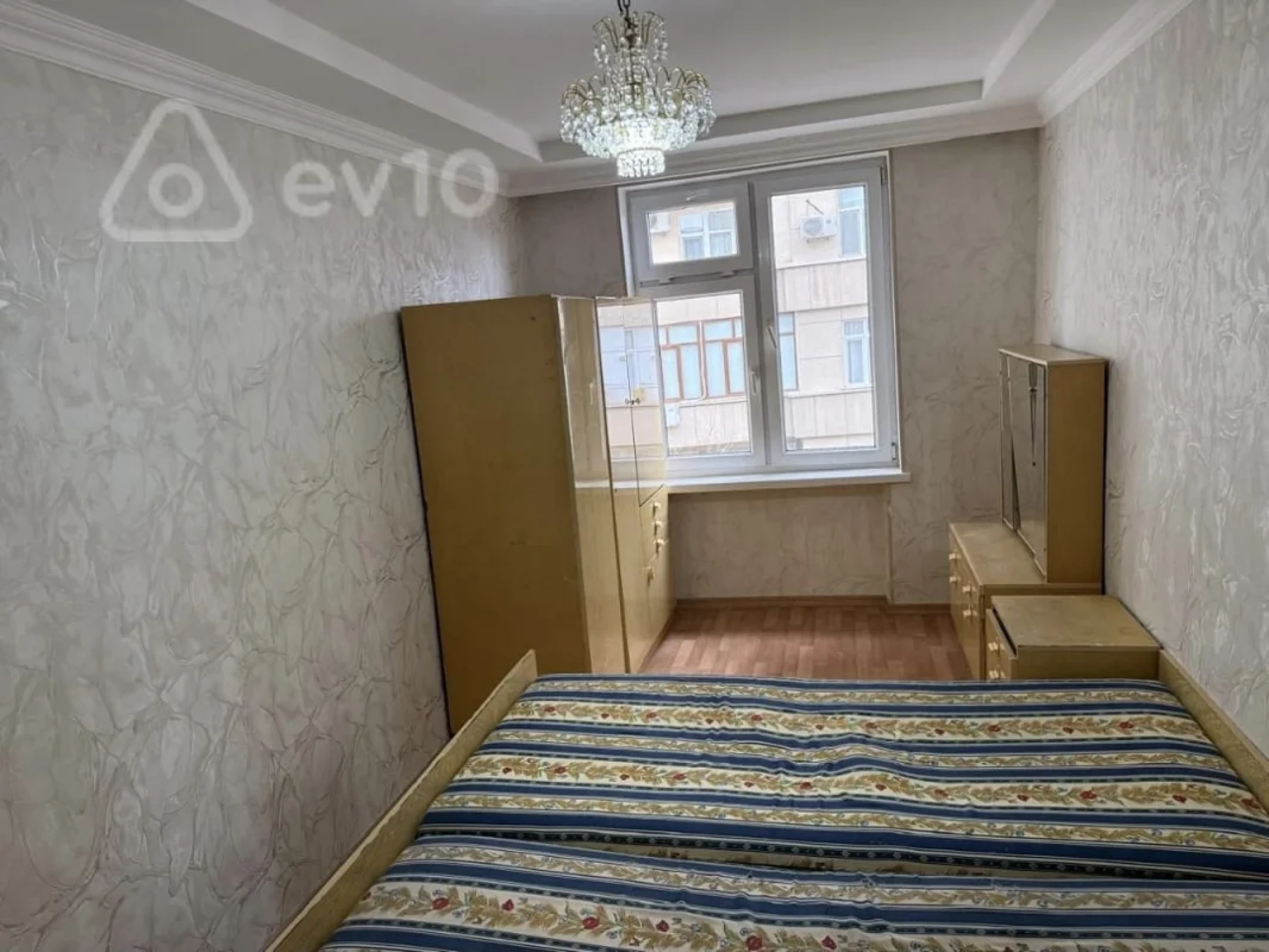 Kirayə verilir 3 otaqlı köhnə tikili 66 m²