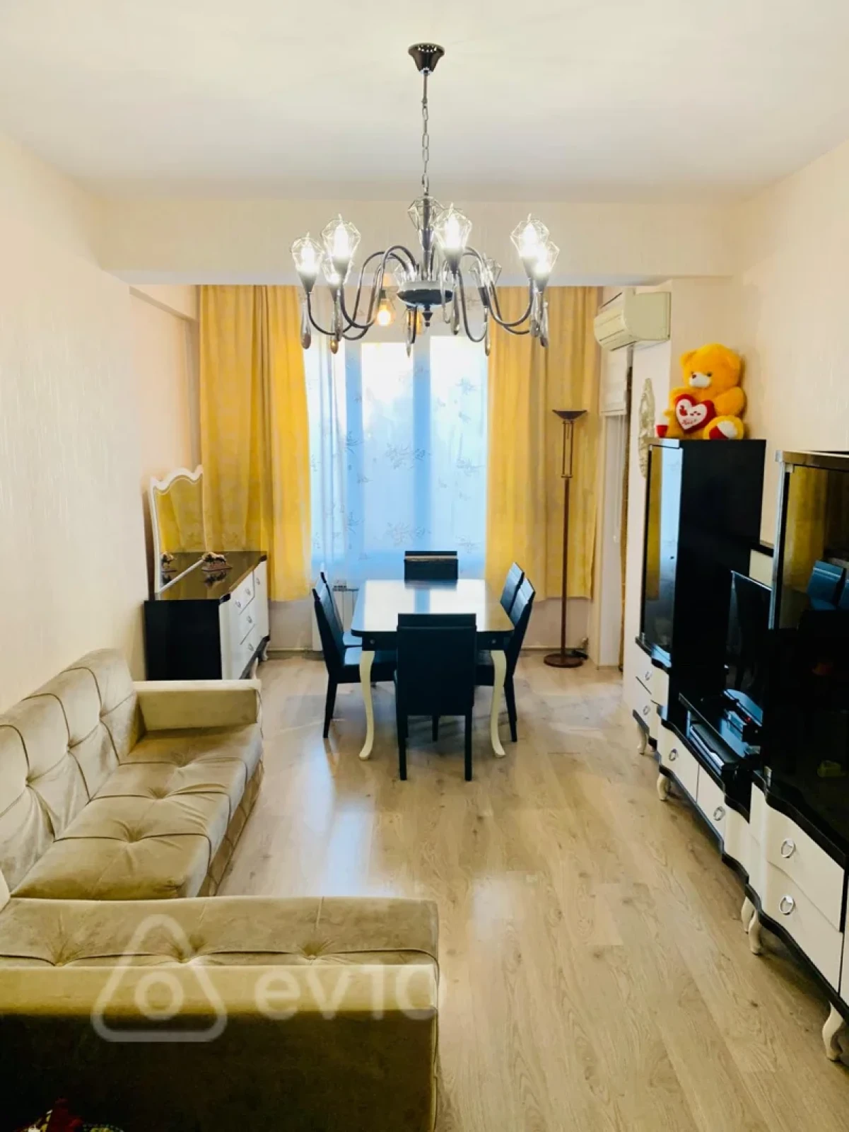 Satılır 2 otaqlı yeni tikili 50 m²