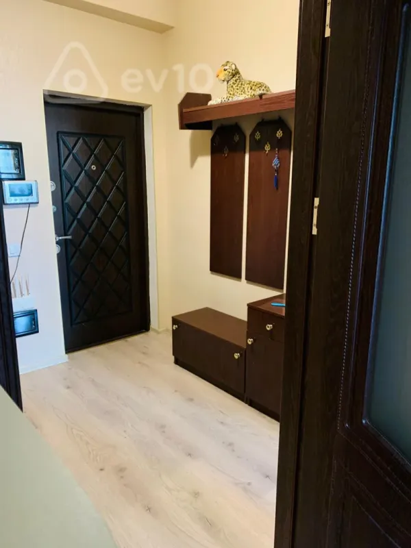 Satılır 2 otaqlı yeni tikili 50 m²