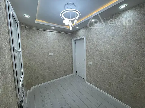Satılır 3 otaqlı köhnə tikili 65 m²