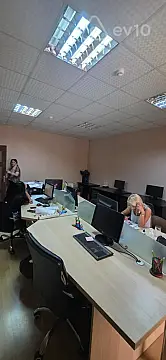 Satılır mənzil 215 m²