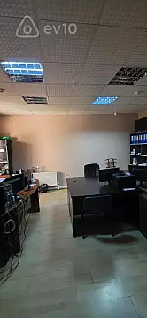 Satılır mənzil 215 m²