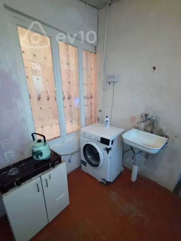 Satılır 2 otaqlı həyət evi 50 m²