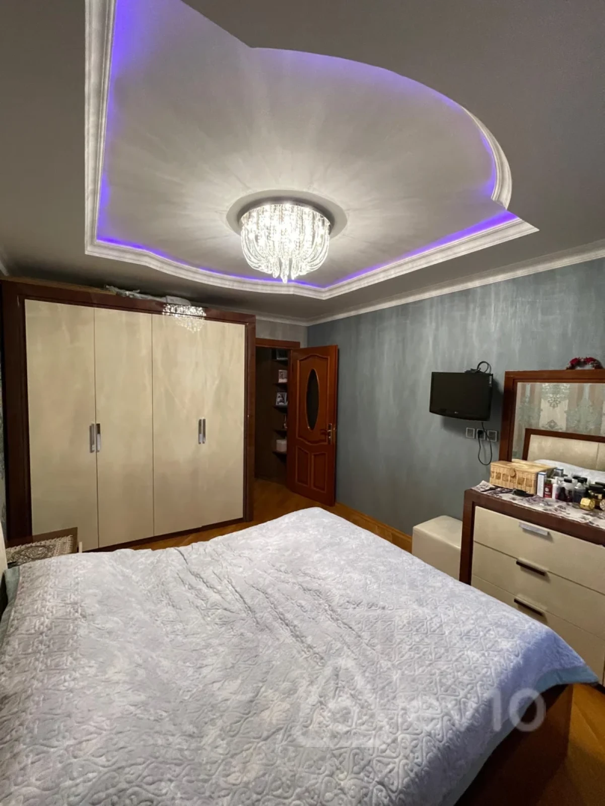 Satılır 2 otaqlı yeni tikili 98 m²