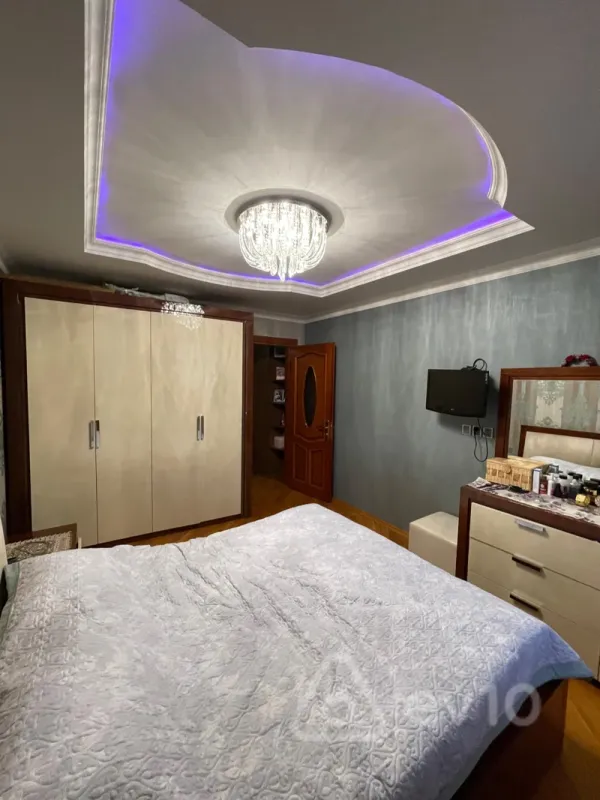 Satılır 2 otaqlı yeni tikili 98 m²