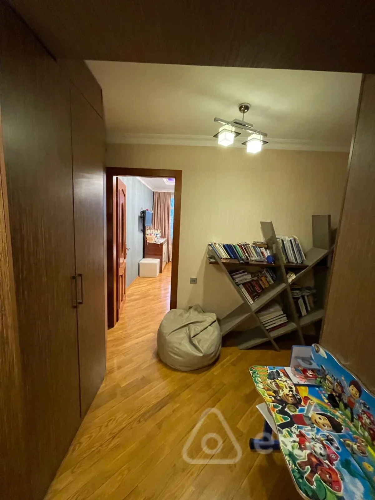 Satılır 2 otaqlı yeni tikili 98 m²