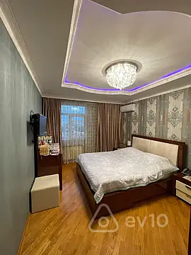 Satılır 2 otaqlı yeni tikili 98 m²