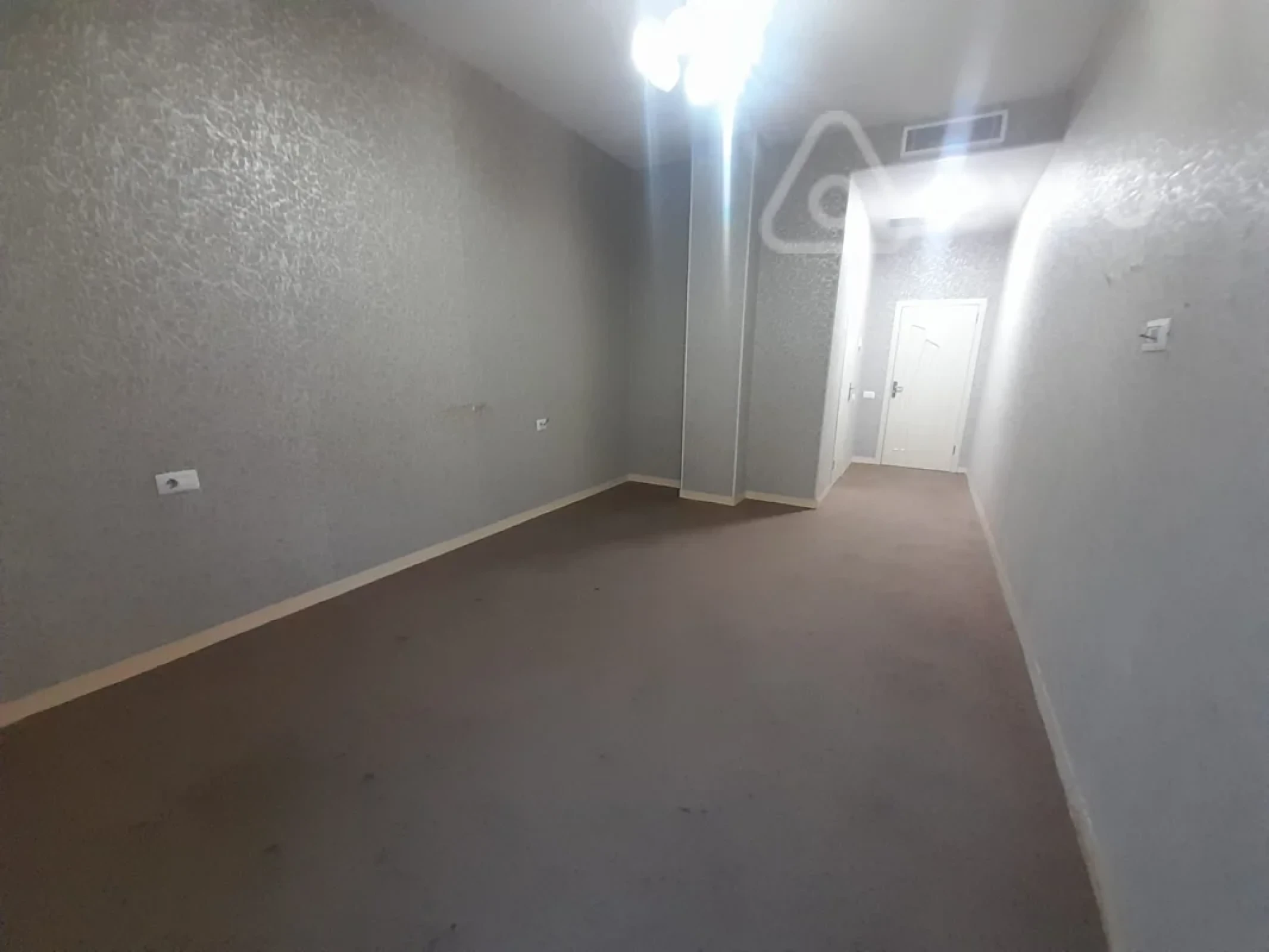 Kirayə verilir 1 otaqlı ofis 22 m²