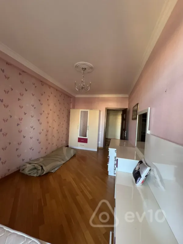 Satılır 4 otaqlı yeni tikili 171 m²