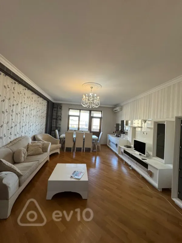 Satılır 4 otaqlı yeni tikili 171 m²