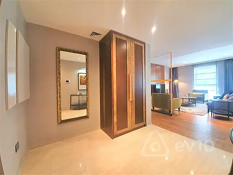 Kirayə verilir 2 otaqlı yeni tikili 120 m²