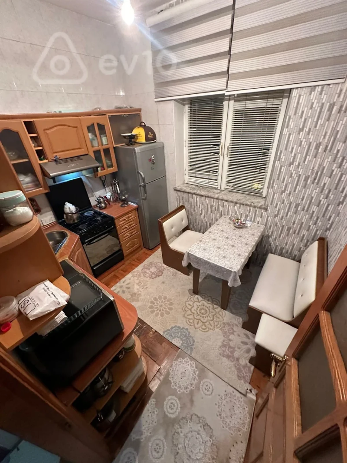 Satılır 3 otaqlı köhnə tikili 81 m²