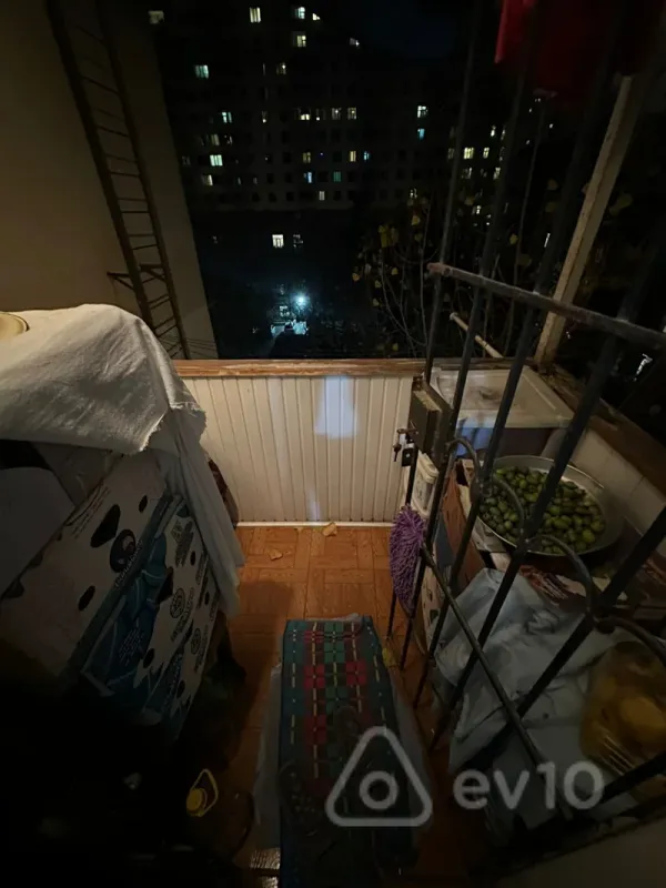 Satılır 3 otaqlı köhnə tikili 81 m²