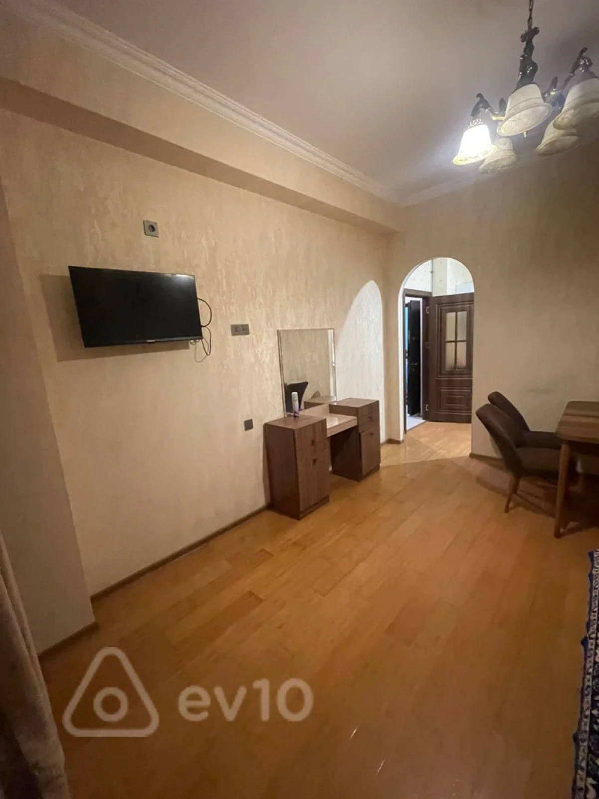 Kirayə verilir 2 otaqlı yeni tikili 50 m²