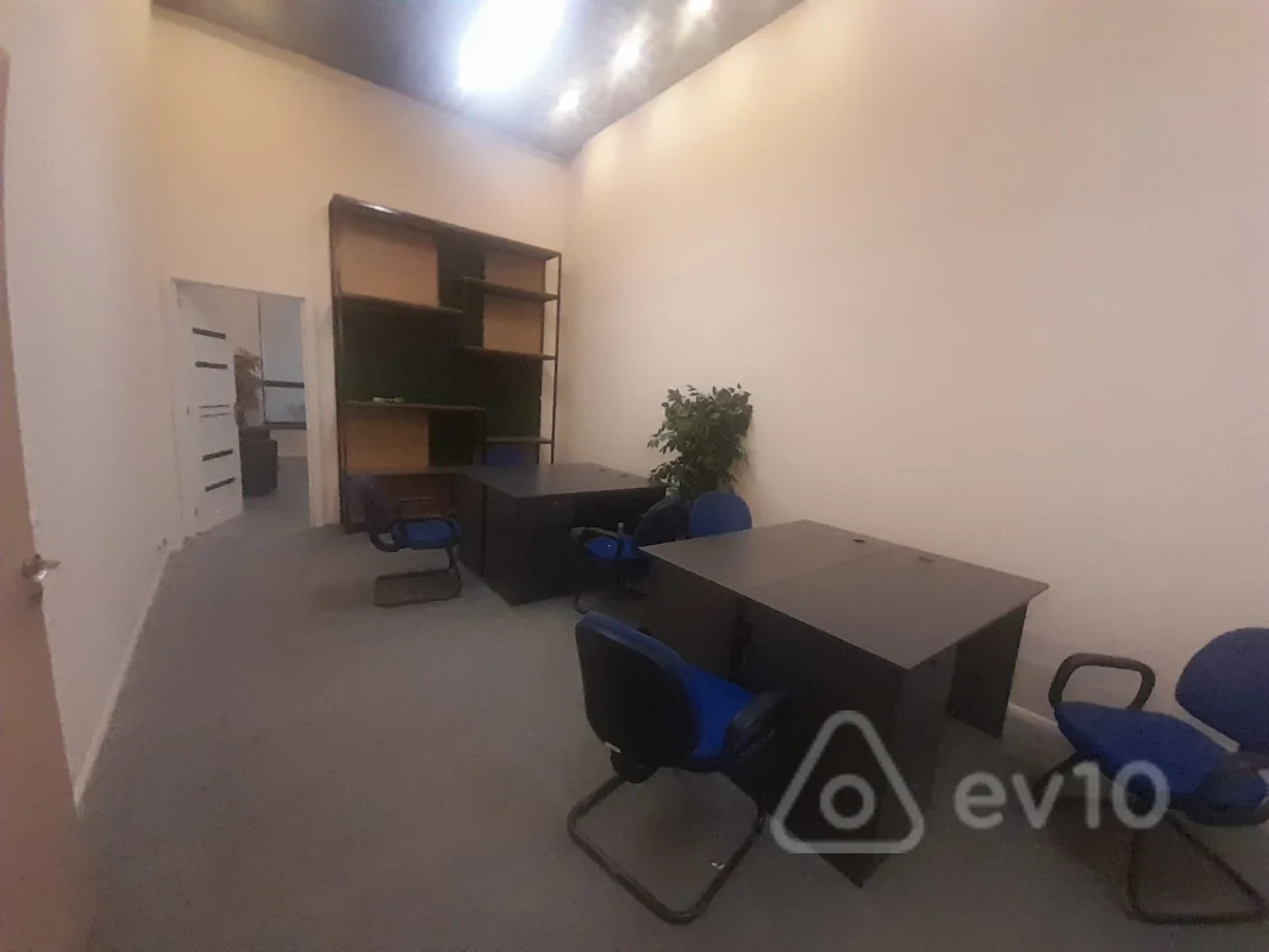 Kirayə verilir 3 otaqlı ofis 60 m²
