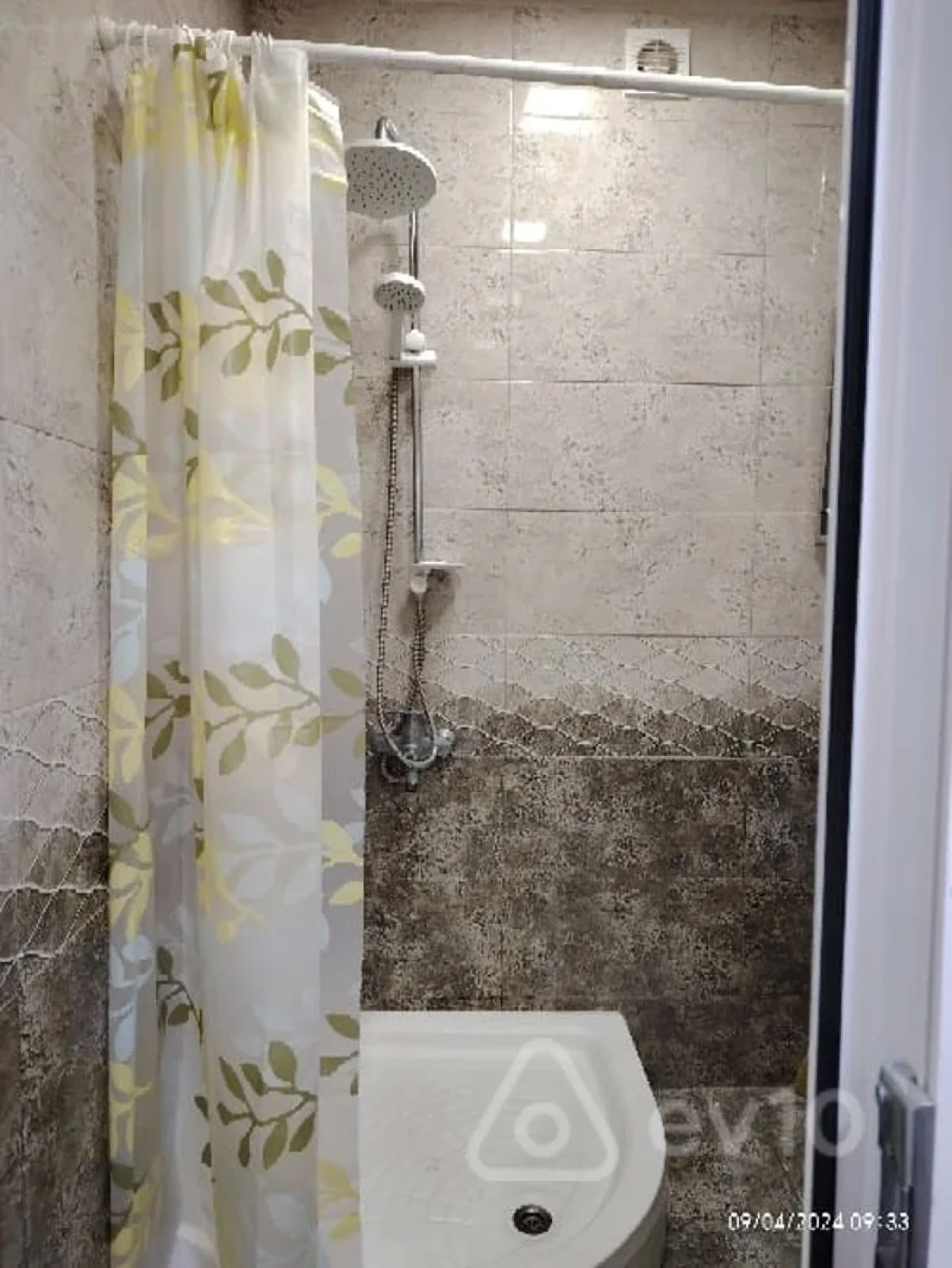 Kirayə verilir 2 otaqlı köhnə tikili 35 m²