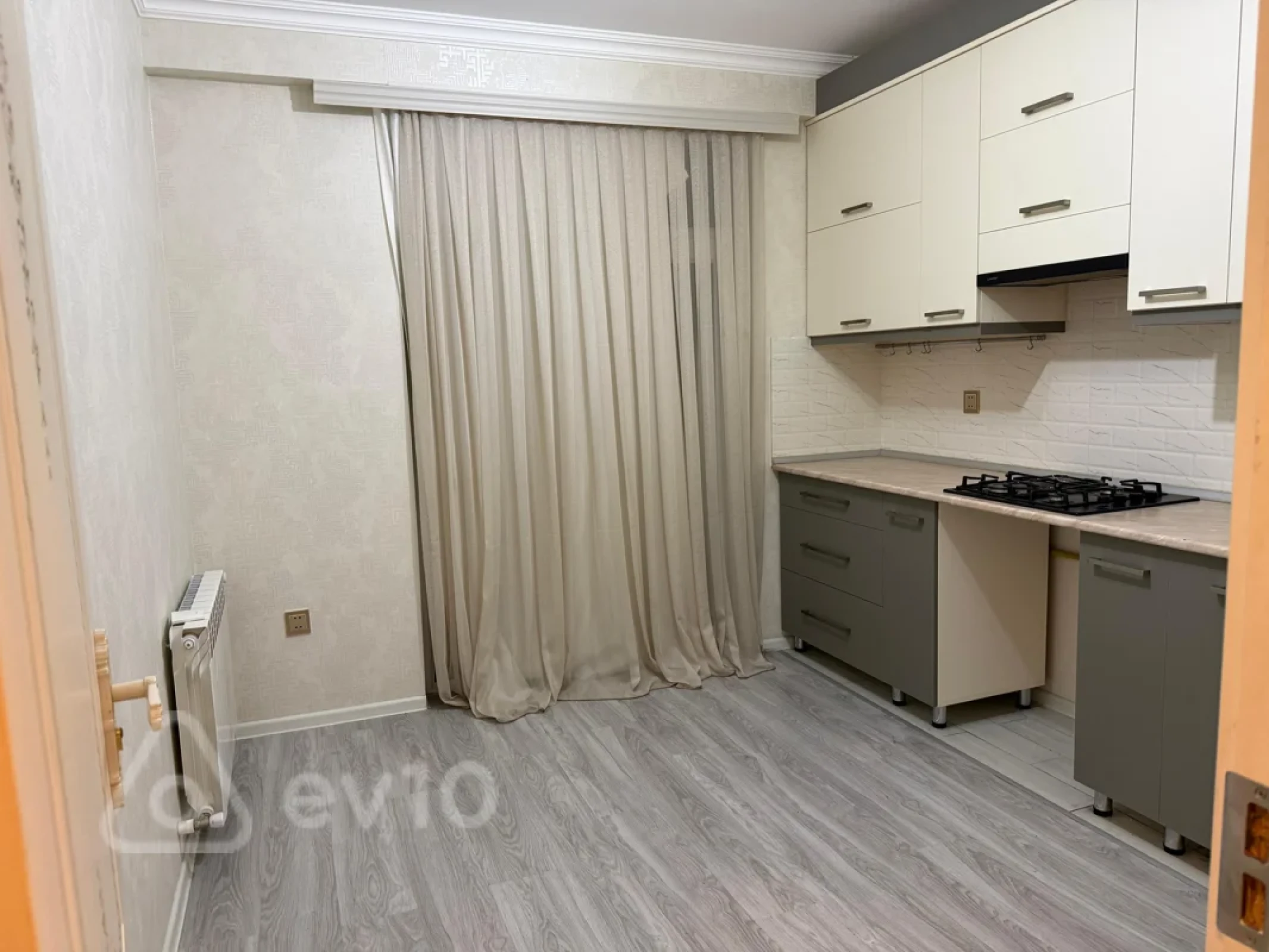 Kirayə verilir 3 otaqlı yeni tikili 90 m²