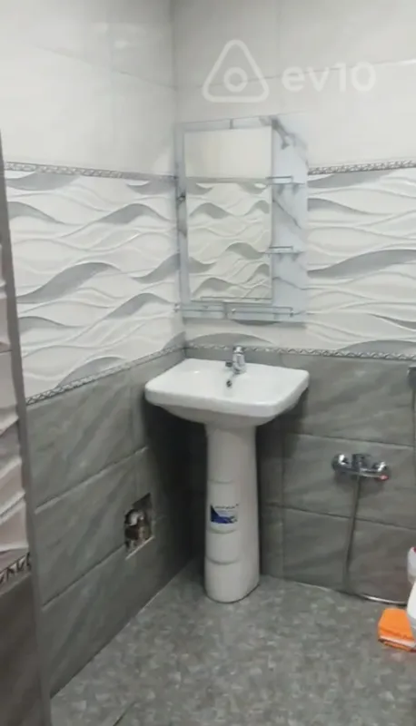 Kirayə verilir 3 otaqlı həyət evi 100 m²