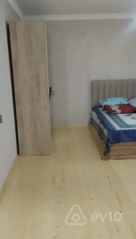 Kirayə verilir 3 otaqlı həyət evi 100 m²