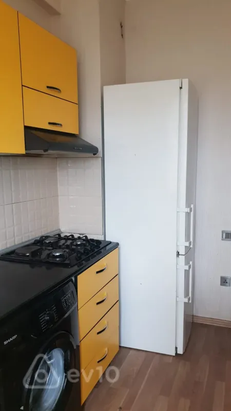 Kirayə verilir 2 otaqlı yeni tikili 61 m²