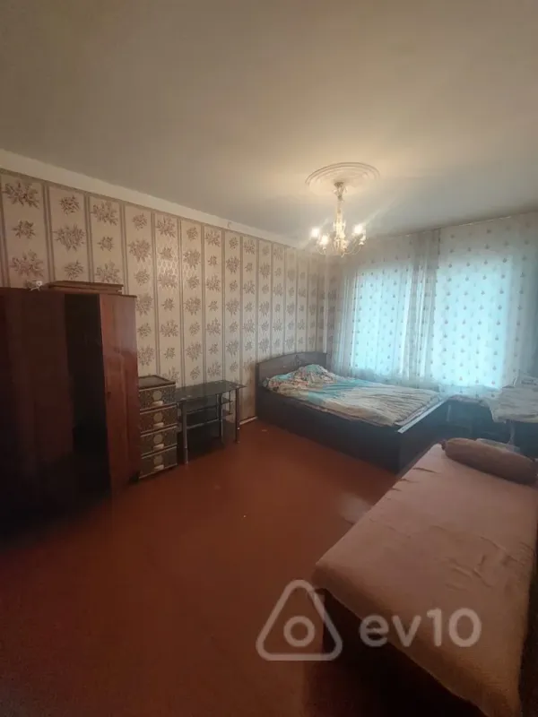 Kirayə verilir 3 otaqlı köhnə tikili 80 m²
