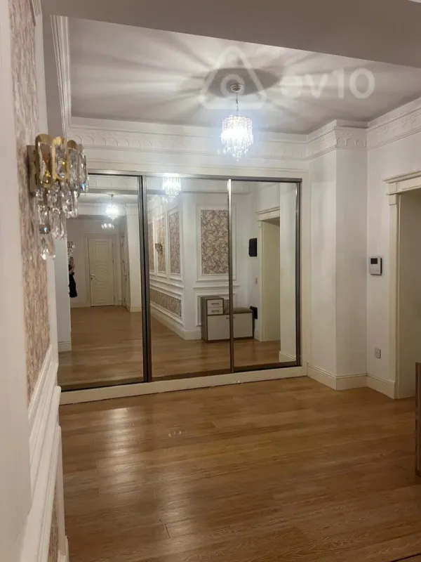 Kirayə verilir 2 otaqlı yeni tikili 100 m²