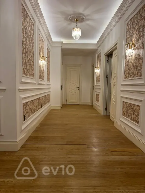 Kirayə verilir 2 otaqlı yeni tikili 100 m²