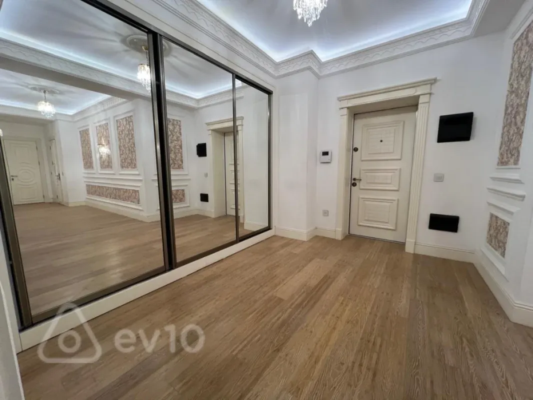 Kirayə verilir 2 otaqlı yeni tikili 100 m²