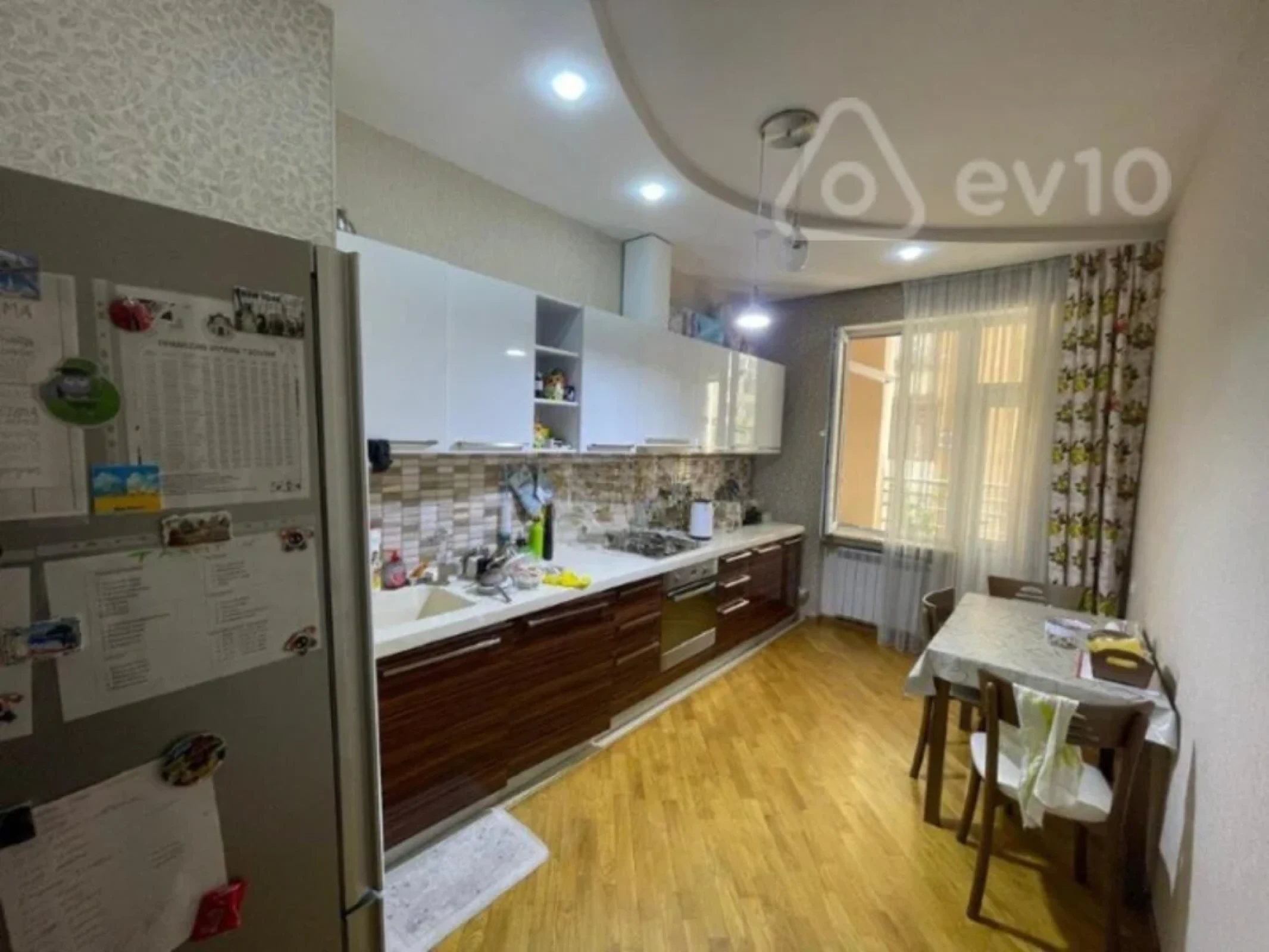 Satılır 2 otaqlı yeni tikili 95 m²