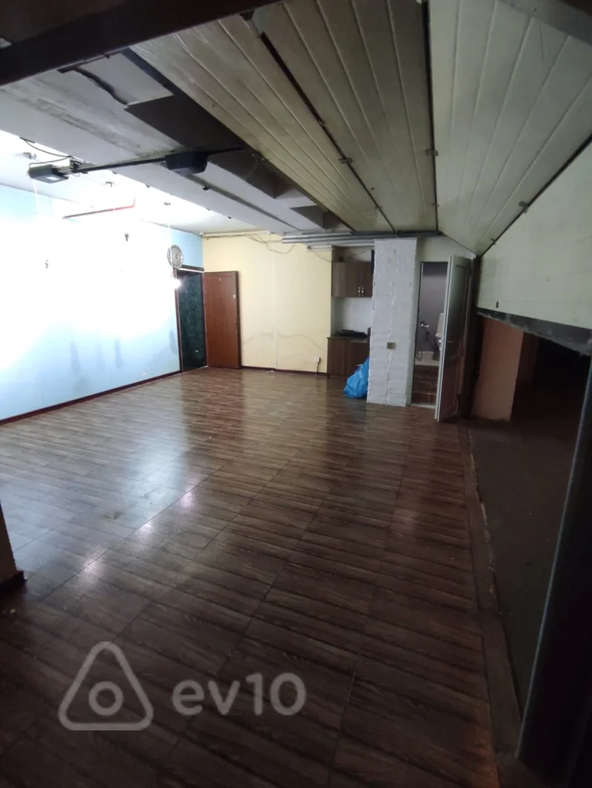 Satılır mənzil 55 m²